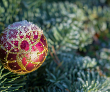 How to Decorate for the Holidays with Artificial Christmas Trees and Faux Fur Tree Skirts